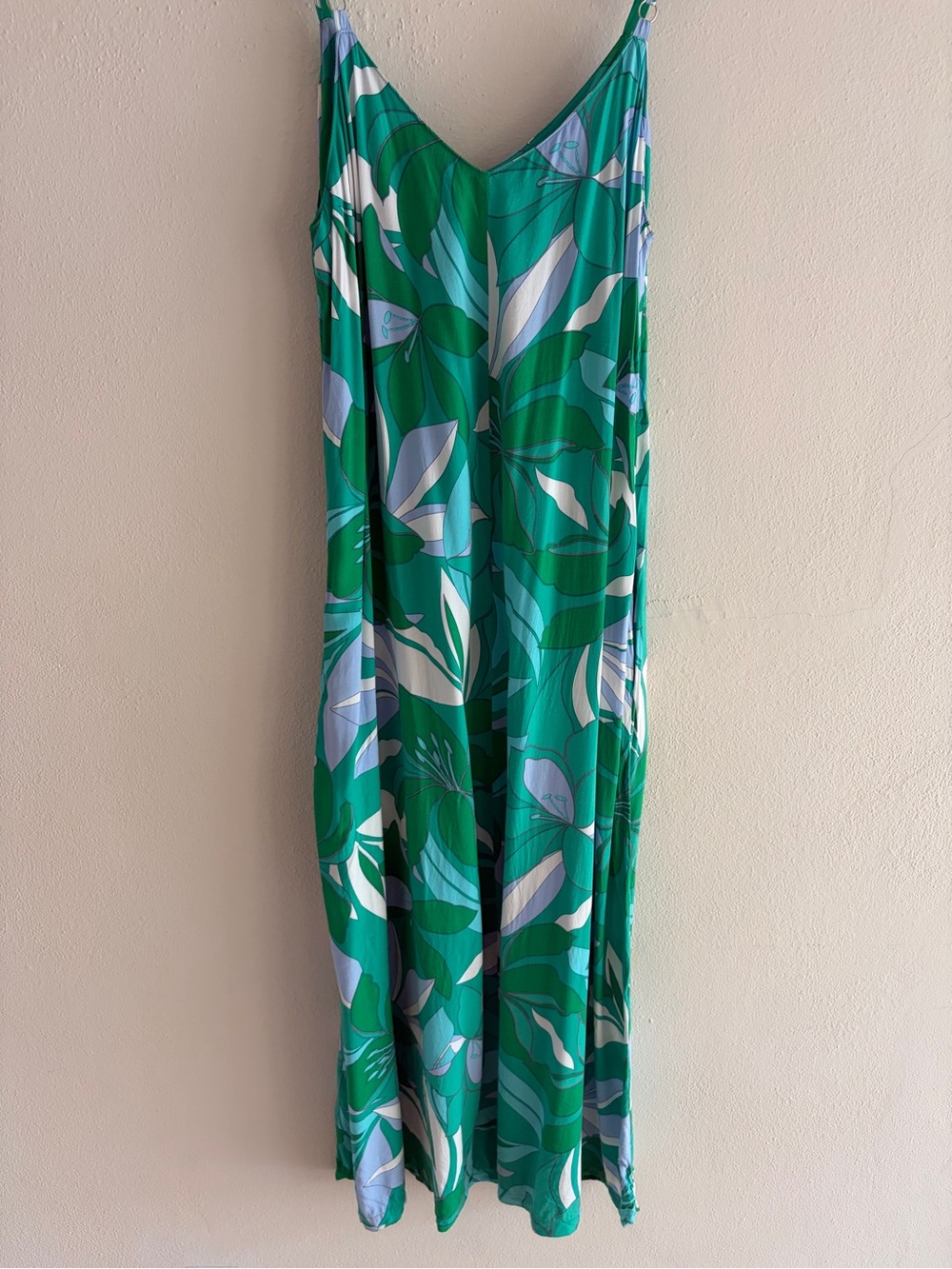 Green Tropical Print Maxi Dress - Picture 3 of 4